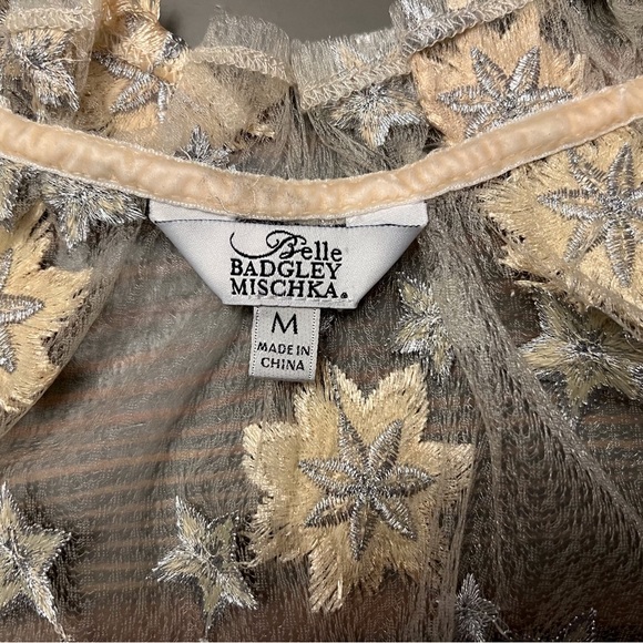 BNWOT Badgley Mischka Cape - Picture 4 of 11